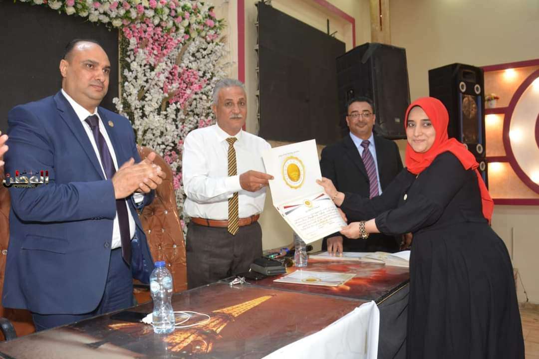 حفل تكريم اوائل الطلبه للشهادة الاعدادية بسمنود تحت رعاية حزب الشعب الجمهوري . 9 حفل تكريم اوائل الطلبه للشهادة الاعدادية بسمنود تحت رعاية حزب الشعب الجمهوري .