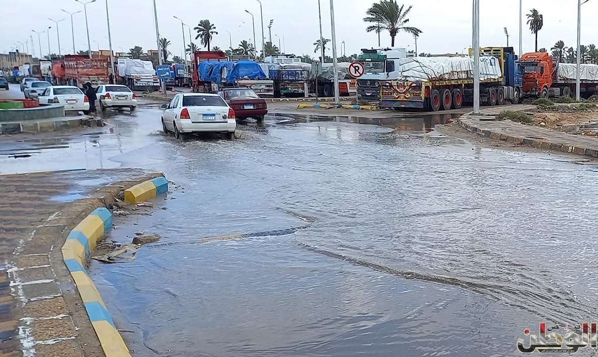 تصريف مياه الأمطار بالشوارع والميادين بمدينة العريش 1 1d