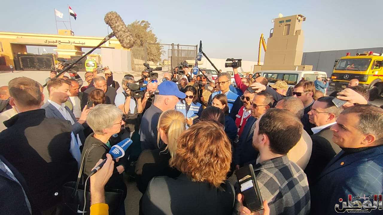 وزيرة الخارجية الألمانية تزور معبر رفح البري بشمال سيناء