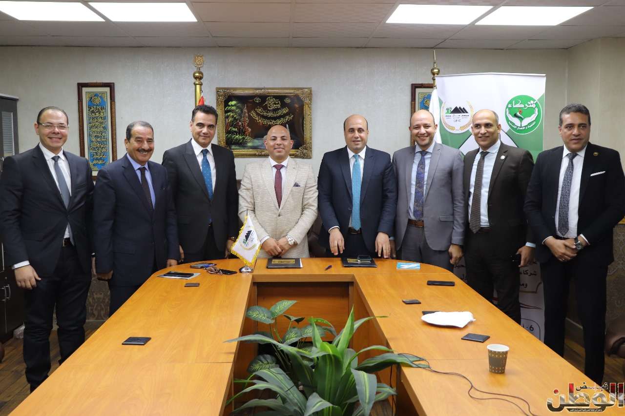 وفد برلماني يزور مجمع عمال مصر وإشادات من النواب 1 IMG 20240213 WA0026