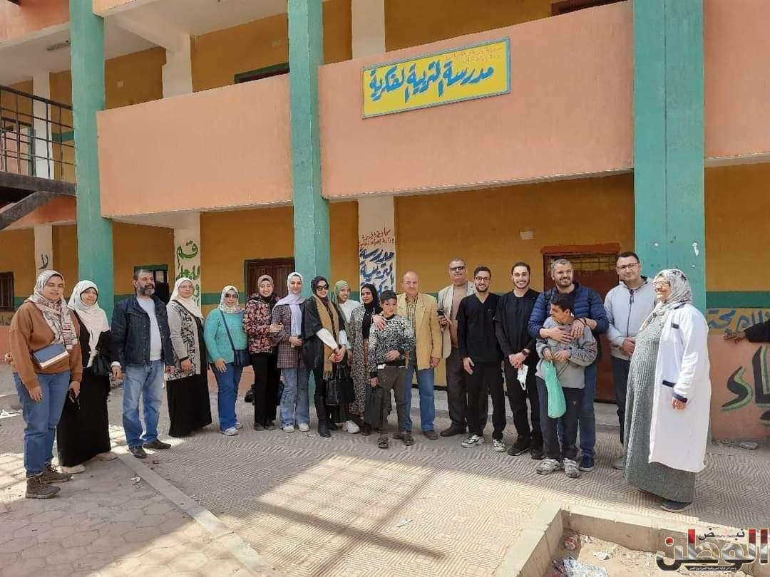 جامعة القاهرة تنظم زيارة لمدرسة التربية الفكرية تجسيدا للمشاركة فى المبادرة الرئاسية "قادرون باختلاف" 1 FB IMG 1710348374248