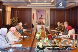 محافظ الإسكندرية.. البدء في ترميم الحفر والمطبات على مستوى الأحياء 2 FB IMG 1711471759369