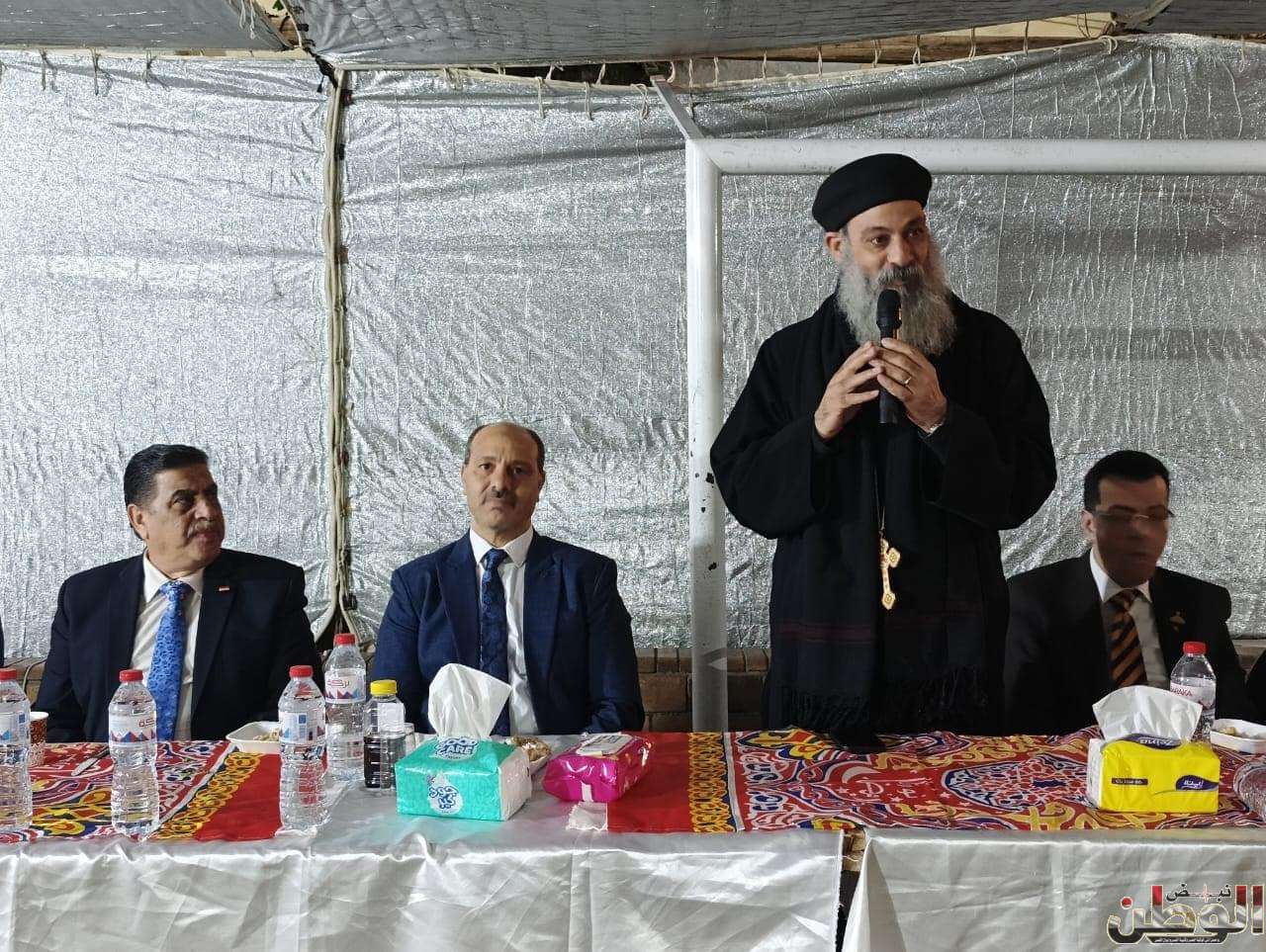 بالصور..نظمت إدارة وسط التعليمية لقاء المحبة في إفطار الوحدة الوطنية 1 IMG 3841