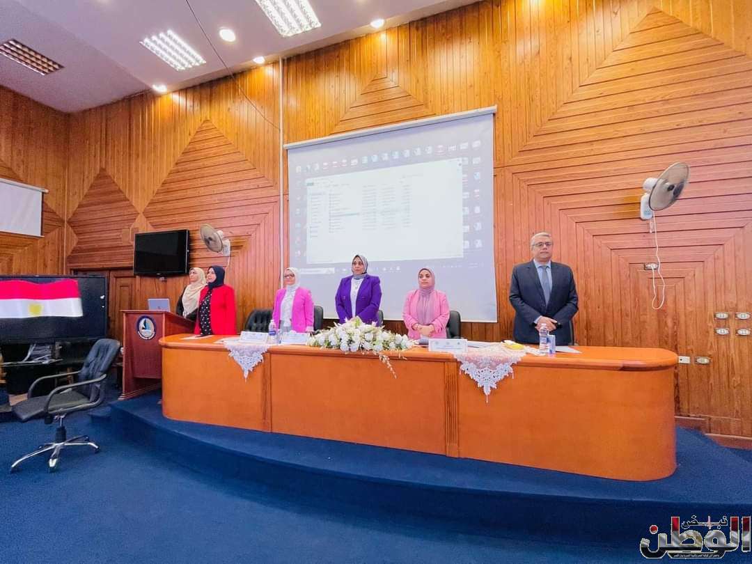 كلية التمريض بجامعة كفر الشيخ .. تنظم المؤتمر العلمى الأول لقسم تمريض صحة النساء والتوليد 1 FB IMG 1714315035019