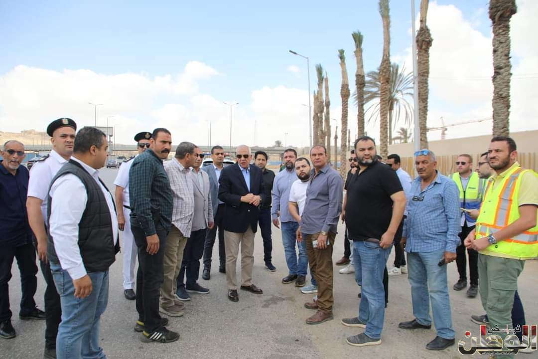 محافظ الجيزة يتفقد أعمال تطوير المناطق المحيطة بالمتحف المصري الكبير 1 FB IMG 1714999489868