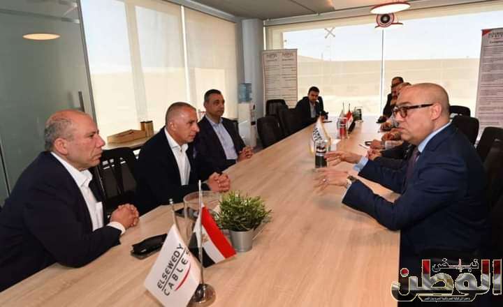 وزير الإسكان يلتقى مسئولى شركة السويدى إليكتريك لمناقشة دور المستثمرين في تطوير المناطق الصناعية بالمدن الجديدة 1 FB IMG 1715264403840