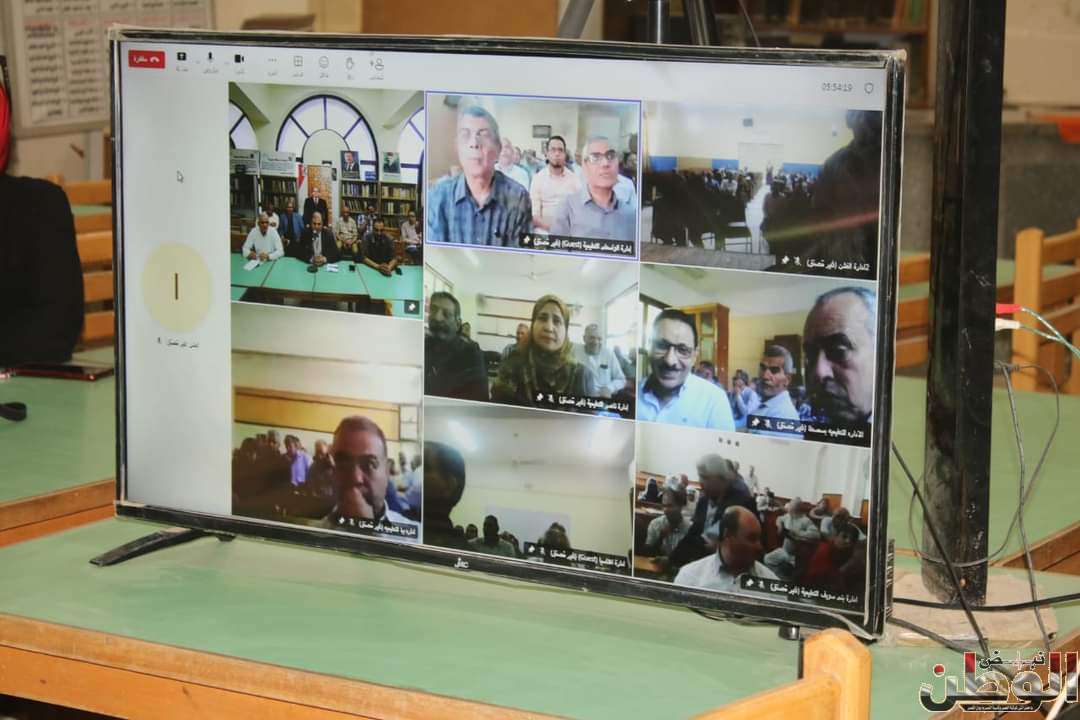 محافظ بني سويف يُتابع ترتيبات عقد امتحان الفصل الدراسي الثاني لطلاب الشهادة الإعدادية 1 FB IMG 1715853196934