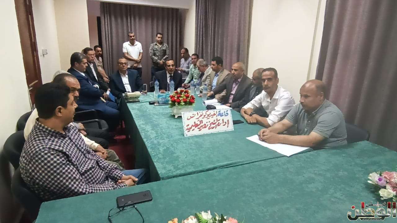 محافظ شمال سيناء يتفقد امتحانات الشهادة الإعدادية بالشيخ زويد 1 WhatsApp Image 2024 05 15 at 11.28.55 25606194