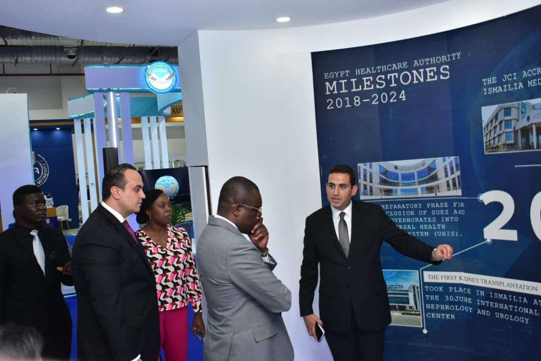 السبكي يلتقي مع المدير العام لمركز الوقاية ومكافحة الأمراض الأفريقي "AFRICA CDC" ويبحثان سبل تعزيز التعاون المشترك 1 FB IMG 1717571135464