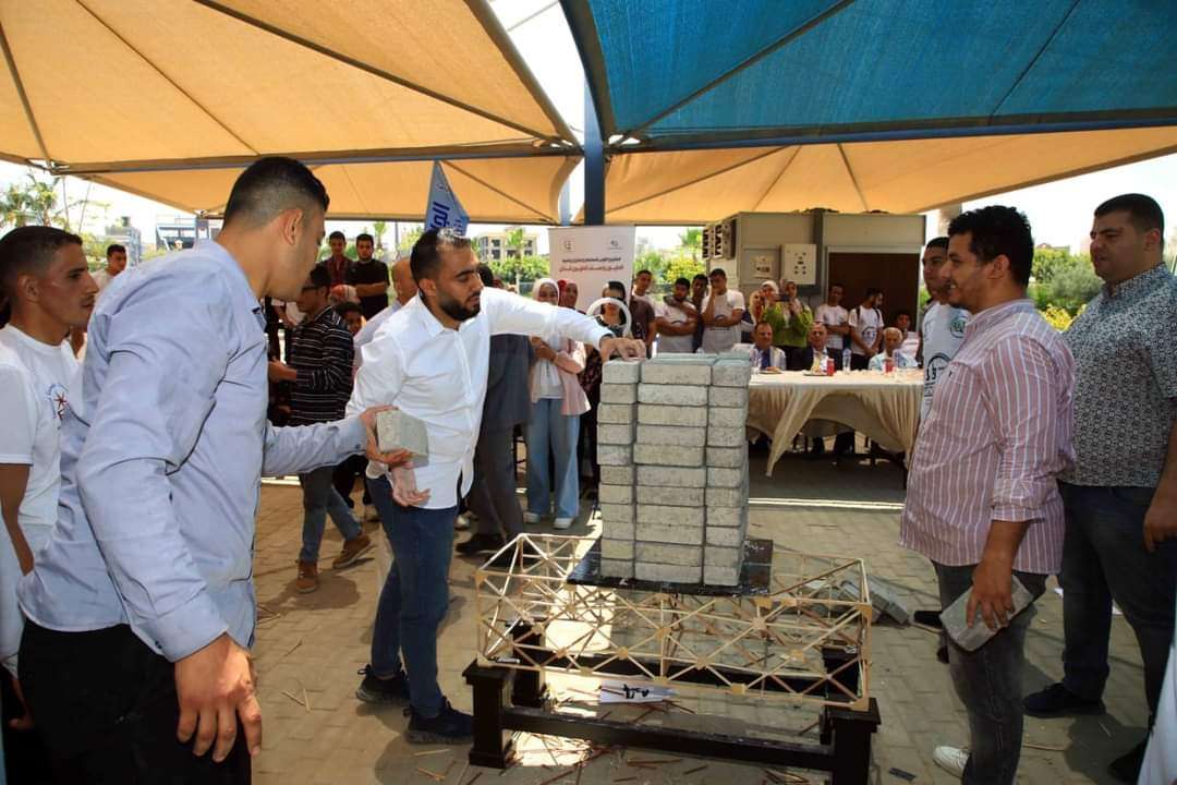 "الريف المصرى الجديد" ترعى مسابقة لدعم المواهب الطلابية فى مجال هندسة التشييد.. بالتعاون مع الجامعة المصرية الروسية 1 FB IMG 1717840420309