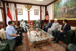 الرئيس الإندونيسي المنتخب: صوت الأزهر معبِّر عن آلام الشعوب الإسلامية تجاه مأساة غزة 13 FB IMG 1720621208378