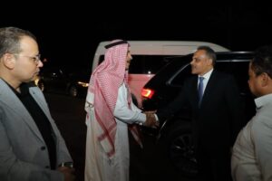 محافظ الشرقية يتفقد شوارع مدينتي بلبيس والزقازيق فور وصوله عقب أداء اليمين أمام الرئيس 7 IMG 20240704 WA0007