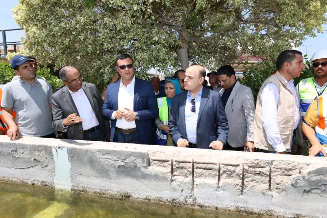 وزير الإسكان ومحافظ كفرالشيخ يتفقدان محطة معالجة صرف صحي الرميلي بفوه 1 1724242481302