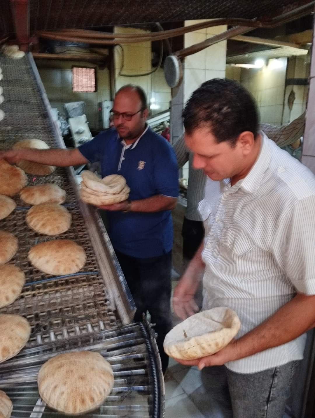 رئيس مدينة دسوق .. تحرير 11 مخالفة تموينية بمركز ومدينة دسوق 1 FB IMG 1728805196687