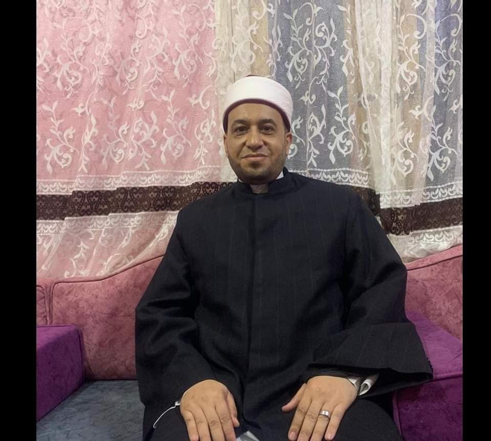 وزير الأوقاف .. يشيد بأمانة الشيخ شريف ابراهيم برد مبلغ ربع مليون جنيه لصاحبه 1 FB IMG 1730875466637