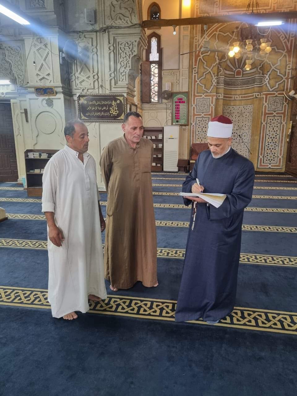 وكيل وزارة الأوقاف بالإسكندرية.. يتفقد أحوال المساجد بإدارة وسط 1 FB IMG 1730905754075