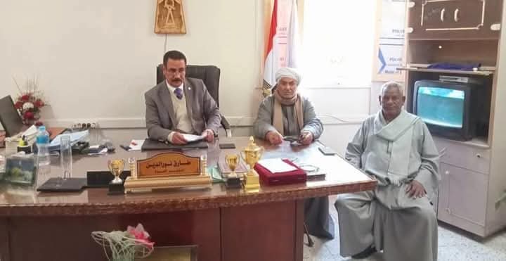 مدير عام تعليمية "دشنا " شمال محافظة قنا يترأس الاجتماع الدورى لمجلس الاباء والامناء 1 FB IMG 1734356984268