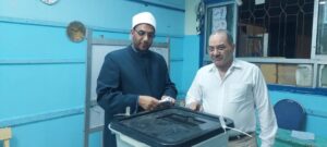مدير مديرية أوقاف الإسكندرية .. يدلي بصوته في انتخابات مجلس الشيوخ 8 FB IMG 1754427431176