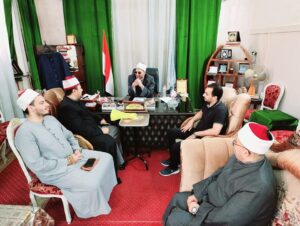 مدير مديرية أوقاف الإسكندرية .. يلتقي أعضاء وحدة الدعوة الإلكترونية 4 FB IMG 1754601110060
