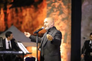 مهرجان الفحيص يشهد ليلة طربية تاريخية.. فراس طعيمة يبهر وجورج نعمة يتألق في ظهوره الأول 9 مهرجان الفحيص يشهد ليلة طربية تاريخية.. فراس طعيمة يبهر وجورج نعمة يتألق في ظهوره الأول