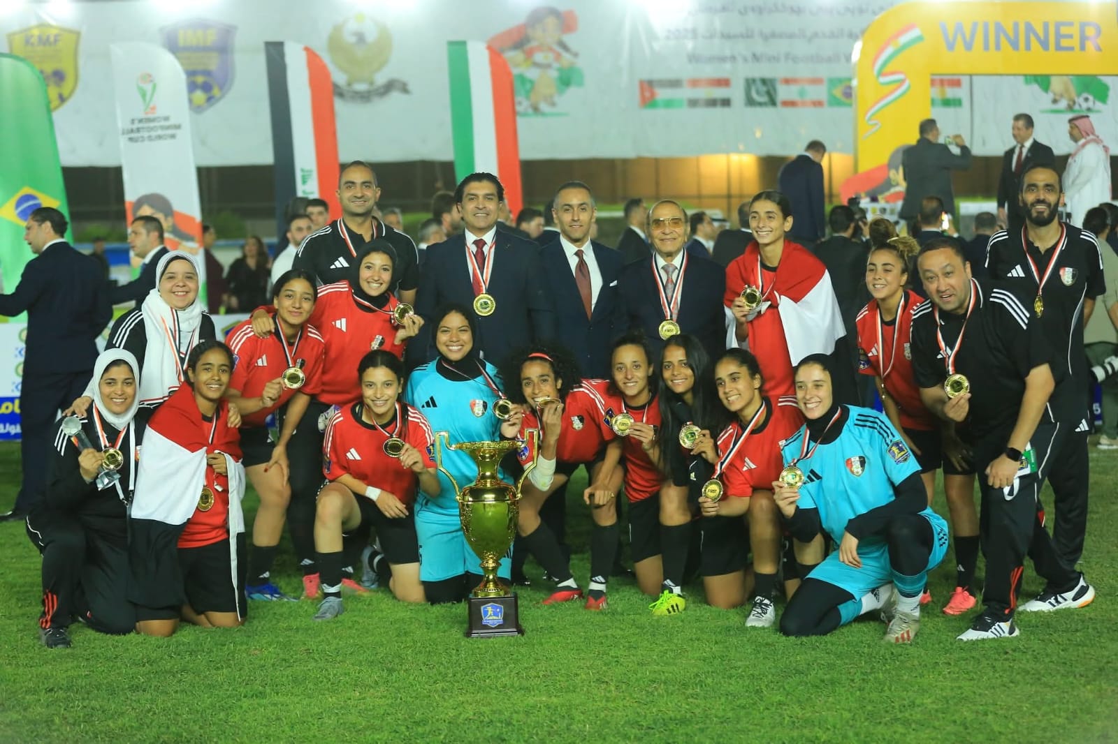 إنجاز تاريخي.. كتيبة منتخب مصر للسيدات بقيادة سمير تتوج بكأس العالم للميني فوتبول بالفوز على البرازيل 1 IMG 20250924 WA0021