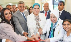 وزيرة التضامن الاجتماعي ومحافظ الإسكندرية .. يفتتحان أول فروع المجلس القومي للطفولة والأمومة