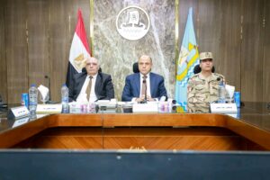 اللواء علاء عبدالمعطي.. تعزيز قدرات الدولة لمواجهة مخاطر المناخ وحماية الشواطئ والمشروعات القومية 3 اللواء علاء عبدالمعطي.. تعزيز قدرات الدولة لمواجهة مخاطر المناخ وحماية الشواطئ والمشروعات القومية