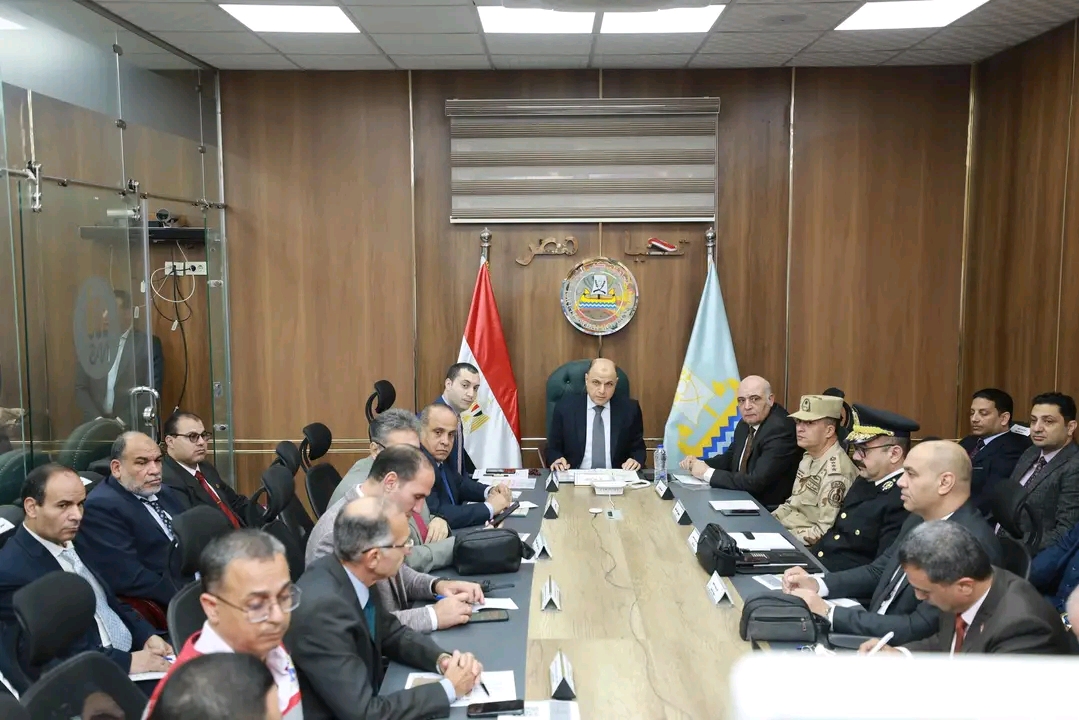 محافظ كفرالشيخ .. يترأس غرفة العمليات الرئيسية مع انطلاق انتخابات النواب 2025.