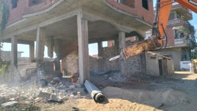  إزالة التعديات على أملاك الدولة والأراضي الزراعية ومخالفات البناء بمركز ومدينة كفر الشيخ ضمن الموجه إلى 27