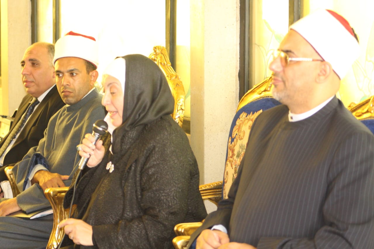 مساعد الوزير لشئون الواعظات .. تلتقي بواعظات أوقاف الإسكندرية لبحث دورهن في الدعوة إلى الله