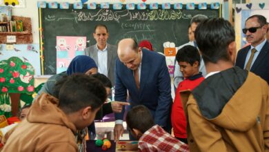 محافظ كفرالشيخ .. يتفقد مدارس التربية الخاصة ويوزّع هدايا على طلابها بمناسبة اليوم العالمي لذوي الهمم