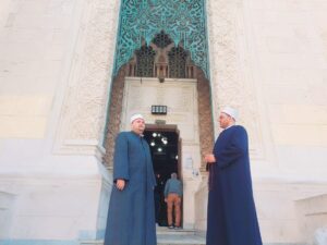 مدير أوقاف الإسكندرية ومدير المتابعة .. يواصلان الجولات الميدانية على مساجد إدارة وسط 8 مدير أوقاف الإسكندرية ومدير المتابعة .. يواصلان الجولات الميدانية على مساجد إدارة وسط