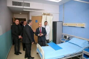 محافظ كفرالشيخ .. يفتتح مركز جراحات الجهاز الهضمي والكبد والبنكرياس بمستشفى سيدي غازي المركزي. 7 1769355773250