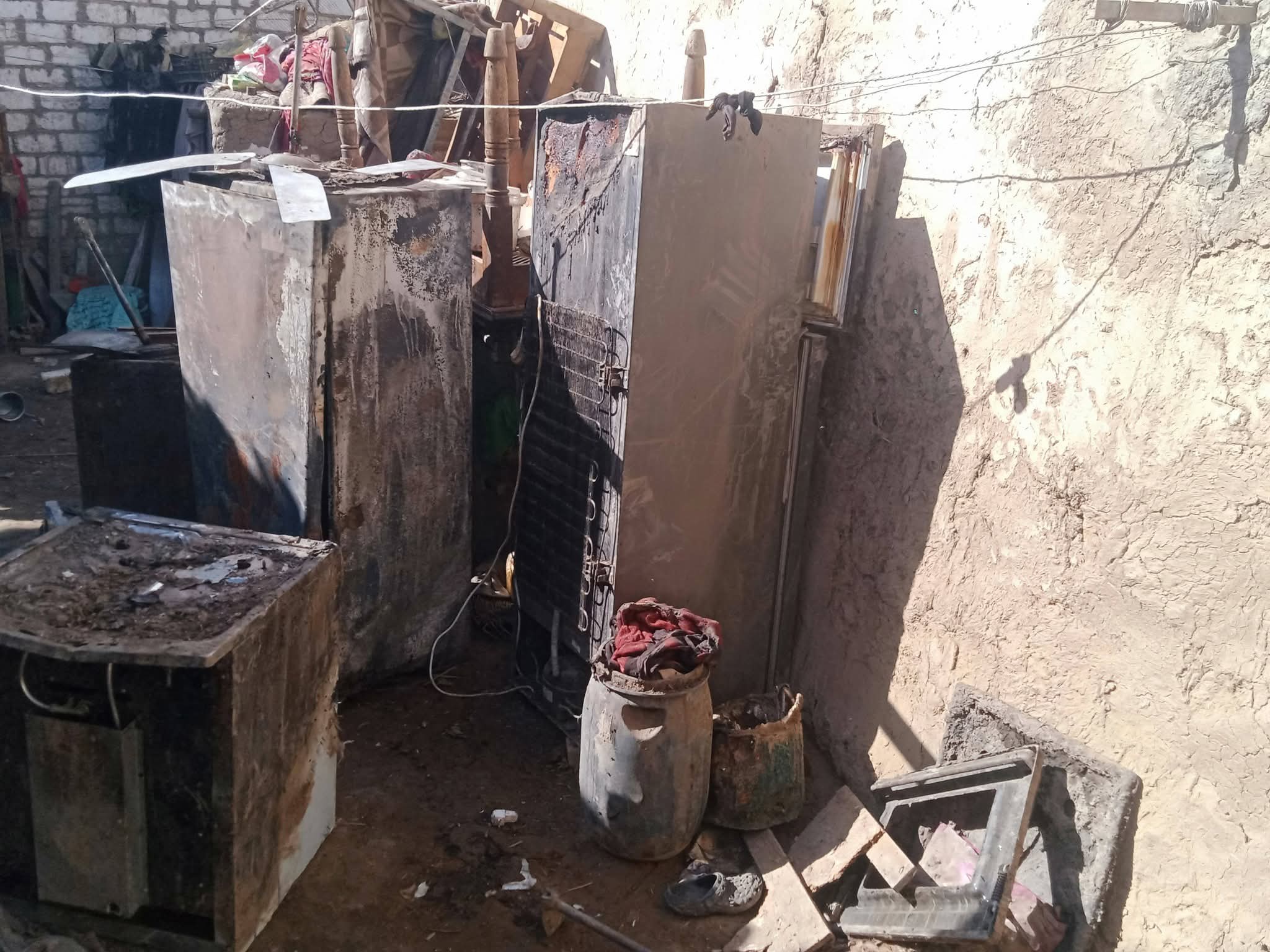 حقوقي يناشد التضامن والمؤسسات الخيريه بسرعه تلبيه استغاثه صاحب منزل احترقت كل محتوياته في الكاجوج اسوان