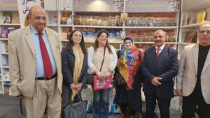 وفد ألماني يزور جناح مؤسسة رسالة السلام بمعرض القاهرة الدولي للكتاب 3 وفد ألماني يزور جناح مؤسسة رسالة السلام بمعرض القاهرة الدولي للكتاب