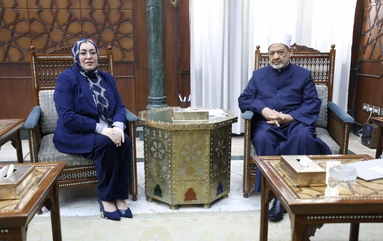 شيخ الأزهر .. يستقبل وزيرة شؤون المرأة الليبيَّة ويؤكِّد الإسلام كرَّم المرأة وصان كرامتها وكفلَ لها حقوقها كاملة