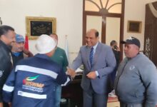 رئيس مدينة دسوق .. يكرم العاملين المتميزين بمنظومة النظافة والتجميل والمشتل 