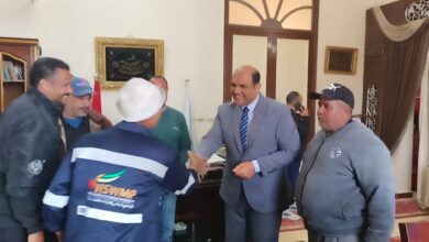 رئيس مدينة دسوق .. يكرم العاملين المتميزين بمنظومة النظافة والتجميل والمشتل 