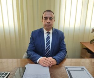 ضبط 2200 كجم سمن نباتي معبأء بصفايح مجهول المصدر بحملات تموينية بكفر الشيخ 5 الدكتور خالد البوهي وكيل المديرية