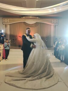 received 4435154663380831