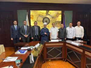 رئيس المحكمة العليا بالفلبين .. يستقبل وزير الأوقاف لبحث تدريب القضاة الشرعيين بأكاديمية الأوقاف الدولية 3 رئيس المحكمة العليا بالفلبين .. يستقبل وزير الأوقاف لبحث تدريب القضاة الشرعيين بأكاديمية