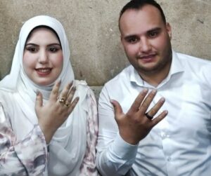 خطوبة سعيدة تجمع بين القلوب